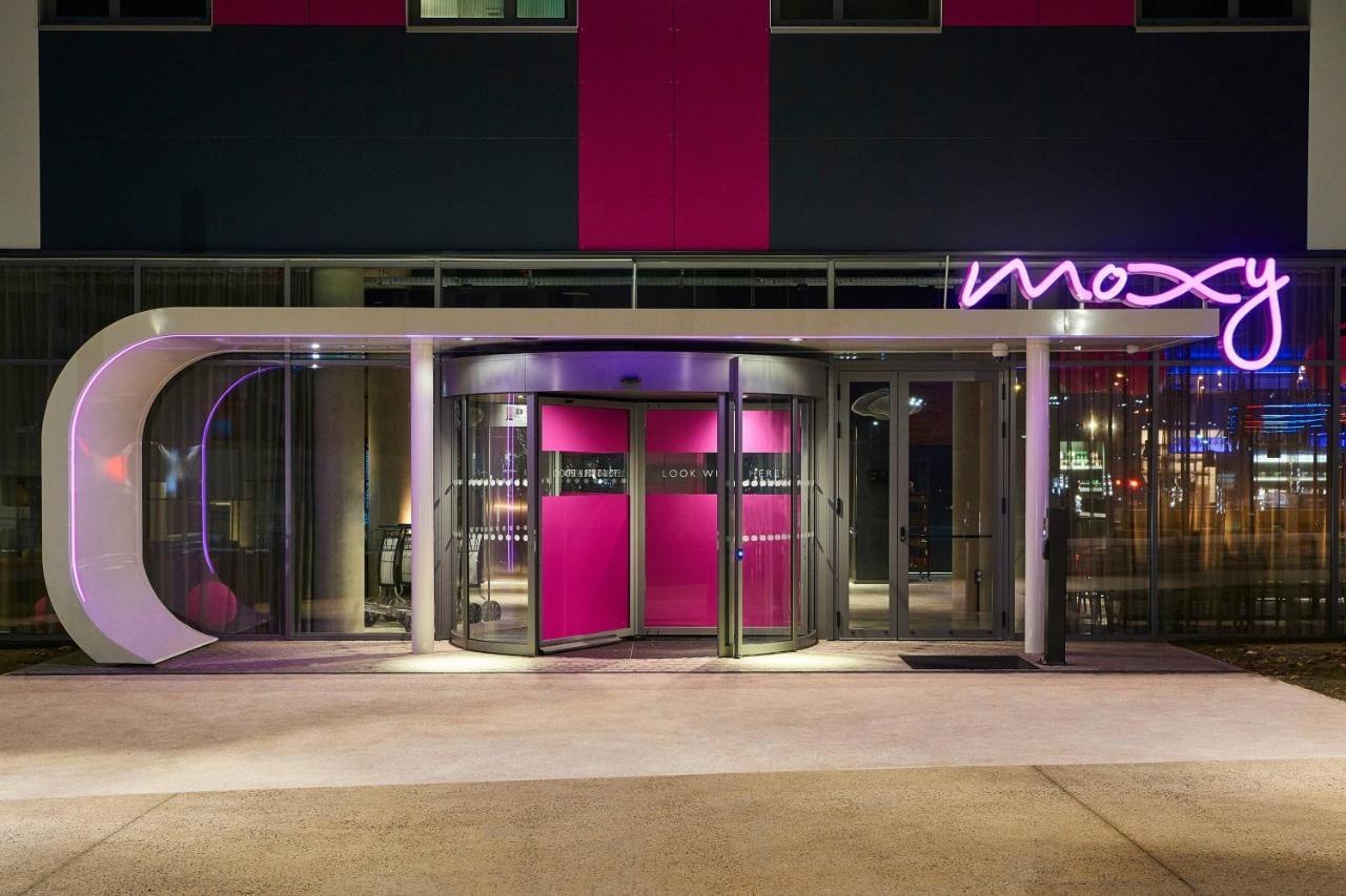 Moxy Paris Charles De Gaulle Airport Hotel Roissy-en-France Kültér fotó