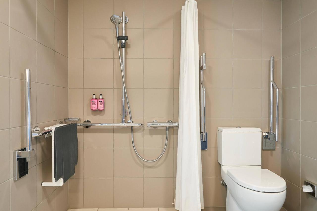 Moxy Paris Charles De Gaulle Airport Hotel Roissy-en-France Kültér fotó
