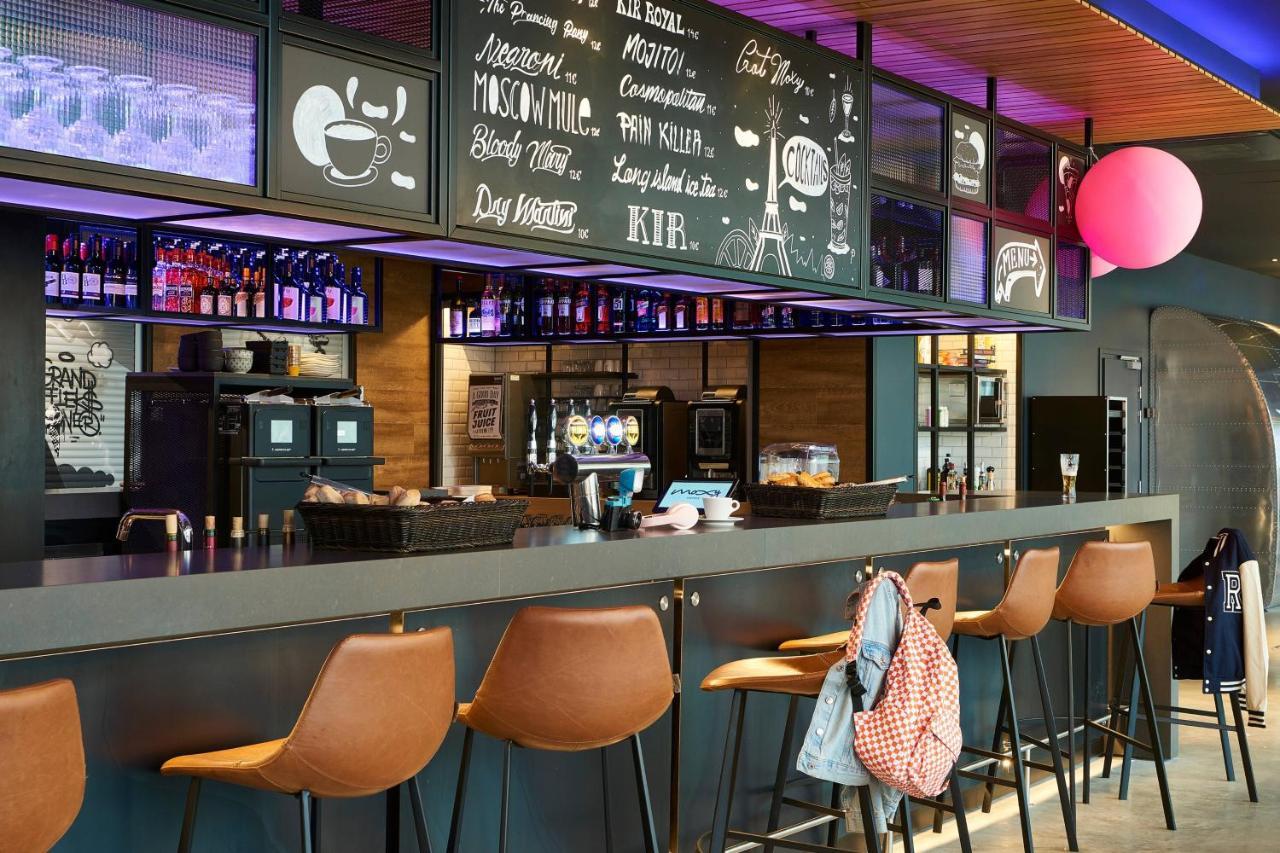 Moxy Paris Charles De Gaulle Airport Hotel Roissy-en-France Kültér fotó