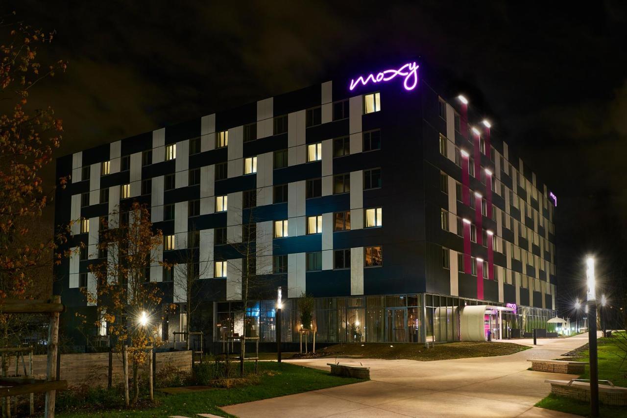 Moxy Paris Charles De Gaulle Airport Hotel Roissy-en-France Kültér fotó